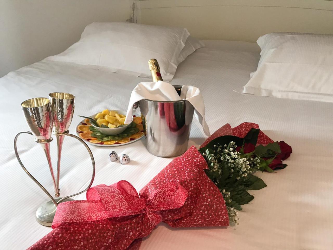 Rimini Suite Hotel Esterno foto